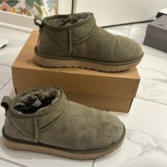 Worn For One Season, Still Very Good Condition. Open To Offers! Ugg Green, Ugg Classic Ultra Mini, Shoes Ugg, Ugg Classic, Olive Color, Womens Uggs, Ugg Shoes, Bootie Boots, Ankle Boots