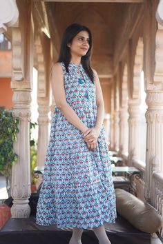 Sleeveless Anarkali Dress With Printed Motifs, Sleeveless Anarkali Dress With Floral Print, Sleeveless Anarkali Floral Dress, Summer Anarkali Maxi Dress With Kalamkari Print, Summer Cotton Maxi Dress With Kalamkari Print, Summer Anarkali Dress With Kalamkari Print, Bohemian Multicolor Kalamkari Maxi Dress, Bohemian Midi Dress With Block Print, Spring Maxi Dress With Ikat Print