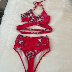 New, Never Worn Item. Size: Usa 4. Red Floral Two Piece Swimsuit, Super Cute. I Lost Weight And It Doesn’t Fit Now. Brand: Cocoship Red Stretch Swimwear With Floral Print, Red Floral Print Swimwear For Pool, Red Floral Print Sleeveless Swimwear, Red Floral Print Summer Swimwear, Red Floral Summer Swimwear, Red One-piece Swimwear With Floral Print, Red Floral Print One-piece Swimwear, Red Floral One-piece Swimwear, Black Bathing Suit Top