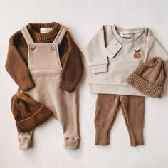 Neutral Baby Clothes, Stil Boho, Baby Fits, Fashionable Baby Clothes, Baby Outfit, Baby Boy Fashion, Baby Outfits Newborn