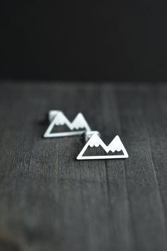 Mountain range stud earrings, perfection for a mountain top wedding ceremony. I love these for both the bride and bridesmaids too. They are sterling silver plated stainless steel. These are fun as a gift for a hiker or climber as well. They are small, light and modern. Made to order with or without gold leaf detail (golden sunset mountain tops) Ready to ship in about 3 days. SHIPPING INFO: : Ships within 5 business days. You now have the choice of which shipping method you want to use! Yahoo! Al Mountain Top Wedding Ceremony, Lotus Flower Ring, Mountain Top Wedding, Lotus Design, Peach Moonstone, Mountain Top, Mountain Range, Brides And Bridesmaids, Earrings Sterling Silver