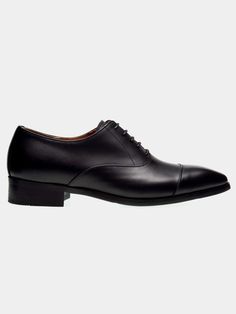 Editor's NotesThese classic oxford shoes feature a sleek and dressy silhouette so versatile for styling from smart casual to a formal look. They're crafted from high quality Italy cow leather, and fitted with comfortable latex cushion.- Almond cap-toe- Lace-up- Leather upper- Leather lining- Latex cushionMeasurements (in.)- Size: KR230mm - KR290mm- Heel Height: 1.0 in.-1.4 in.- Fits true to sizeComposition & Care- Upper: Cow leather- Lining: Leather- Outsole: AC signature green casta sole- I Formal Goodyear Welted Oxford Shoes, Formal Goodyear Welted Oxfords, Timeless Oxford Shoes For Business, Goodyear Welted Oxford Leather Shoes For Formal Occasions, Timeless Oxfords For Business Casual, Timeless Oxford Material Oxfords For Business Casual, Semi-formal Plain Toe Oxfords, Semi-formal Plain Toe Loafers, Timeless Plain Toe Oxfords For Semi-formal Occasions