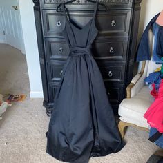 En Francais By Huey Waltzer Formal Black Satin Dress Size 12 Worn Once. Like New Condition. No Flaws. Black Satin Sleeveless Gown, Black Dress With Fitted Bodice For Black-tie Events, Black Sleeveless Satin Gown, Black Gown For Black-tie Events, Black Sleeveless Dress For Black-tie Events, Black Satin Maxi Dress With Fitted Bodice, Black Satin Floor-length Dress, Black Fitted V-neck Maxi Dress, Black V-neck Maxi Dress With Fitted Bodice