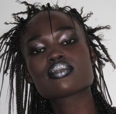 Afro Goth, Punk Makeup, Avant Garde Makeup, Goth Makeup, Creative Makeup Looks, Afro Punk, Editorial Makeup, Creative Makeup, Artistry Makeup