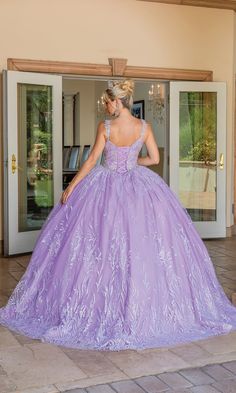 Long a-line quinceanera ball gown with sweetheart neckline. Lavender Dress For Debutante Ball With Sweetheart Neckline, Lilac Debut Gown, Purple Quinceanera Dresses Butterfly With Sleeves, Purple Floor-length Gown For Debutante Ball, Lavender Floor-length Ball Gown For Debutante Ball, Bahama Blue, Quince Dress, Quinceanera Dress, Prom Girl