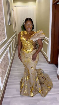 Gold Mermaid Prom Dresses, African Wedding Attire, Gold Mermaid, African Wear Dresses, Lace Dress Styles, African Fashion Traditional