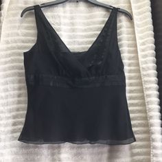 Sexy And Gorgeous Elegant Black V-neck Camisole, Elegant Black Tank Top For Formal Occasions, Elegant Stretch Cami Vest, Elegant Tank Vest For Party, Elegant Black V-neck Tank Top, Fitted Evening Camisole Tank Top, Black V-neck Camisole For Evening, Fitted Camisole Tank Top For Evening, Elegant Stretch Tank Top For Evening