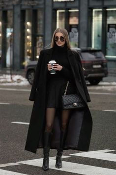 New York Outfits Classy, Winter Monochromatic Outfit, New York City Outfits Winter Classy, Nye New York Outfit, Ny Night Out Outfit Winter, Ny Fashion Winter, Leather High Heel Boots Outfits, New York Outfits Street Styles, Nyc Day Outfit Fall