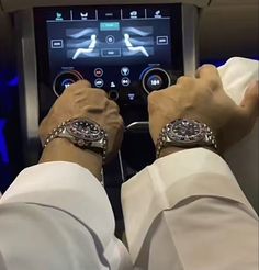 Saudi Lifestyle, Desired House, Arab Men Fashion, Guys Fits, Luxury Lifestyle Girly