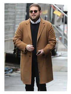 Fat Men Outfit, Jonah Hill Style, Big Men Style, Plus Size Men Outfits, Plus Size Man Fashion, Big Man Style, Chubby Men Fashion, Large Men Fashion, Outfits For Big Men