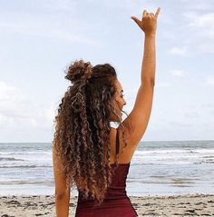 Golden Brown Hair, Curly Updo, Curly Hair Updo, Foto Poses, Grunge Hair, Long Curly Hair, Curly Girl