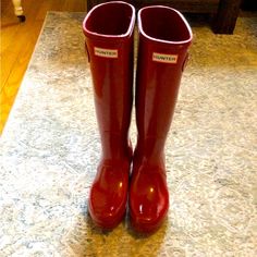 Red Hunter Boots - Brand New! Love The Boots And The Color But Already Have A Few Pairs! Comfortable, Stylish, Functional! Red Hunter Boots, Red Hunter, Hunter Shoes, Women Hunters, Boot Brands, New Love, Hunter Boots, Winter Rain, Halloween Outfits