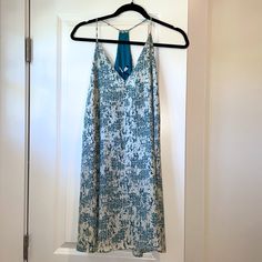 Three Eighty Two Teal And White Printed Short / Mini Dress. Extra Small / Xs. Never Worn Before. Let Me Know If You'd Like Additional Pictures! Nwt. Short Mini Dress, Short Dress, Dresses Xs, Printed Shorts, Slip Dress, Short Dresses, Let Me, Mini Dress, Womens Dresses