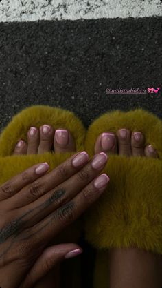 Short Classy Nails, Natural Nails Manicure, Gel Toe Nails, Milky Nails, Acrylic Toe Nails, Nagel Tips, Casual Nails, Work Nails, Short Square Acrylic Nails