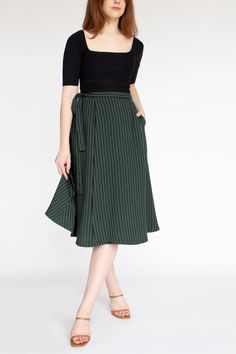 Black Striped Skirt, Lyocell Fabric, Chicago Usa, Skirt With Pockets, Stripe Skirt, Skirts With Pockets, Office Fashion, Wrap Skirt, Flare Skirt