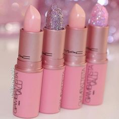 Спонж Beauty Blender, Mascara Hacks, Glitter Lipstick, Mac Makeup, Lip Art, Makeup Goals