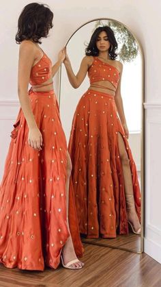 Indian Outfits Modern, Dj Dance, Trendy Outfits Indian, Indian Outfits Lehenga, Event Fashion, Drinks Bar, Lehenga Designs Simple, Traditional Indian Dress, Video Tiktok