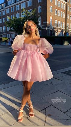 Tea Party Birthday Ideas, Short Puffy Dresses, Unique Tea, Tea Party Birthday, Dress Aesthetic, Grad Dresses, Best Tea