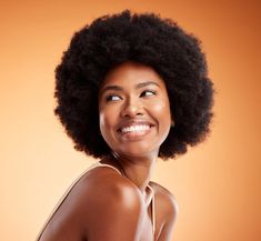 Photo black woman african beauty and ski... | Premium Photo #Freepik #photo #woman-care #skin-care #skin #face-care Cosmetics Branding Design, African Beautiful Women, African Portrait, Healthy Face, Photo Woman, Beauty And Skincare, Blur Background