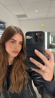 Sunkissed Highlights, Bridget Satterlee, Honey Brown Hair, Hair Color Auburn, Hair Stylies, Hair Stylist Life, Hair Inspiration Color