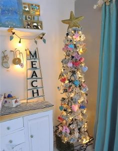 Extremely Lovely & Cute Coastal Christmas Decorations Ideas- Cozy DIYs Seaside Christmas, Coastal Theme