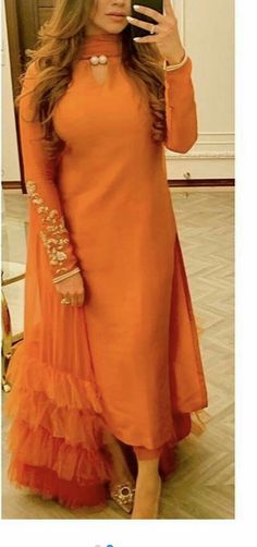 Latest Party Wear Dresses, Pakistani Formal Dresses, Beauty Boost, Womens Trendy Dresses, Power Of Makeup, Pakistani Fancy Dresses, Pakistani Dresses Casual, Beautiful Pakistani Dresses, Suit Design