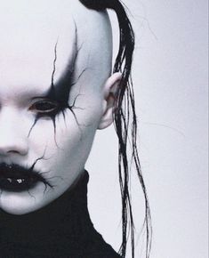 Unconventional Makeup, Demon Makeup, Alien Makeup, Drag Make-up, Punk Makeup, Make Up Ideas, Creation Photo, Horror Makeup, Drag Makeup