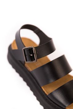 When I tell you I've been anxiously awaiting these sandals for months, that is not an exaggeration. The Martita is the perfect sandal for summer. Pair with dresses, overalls, shorts, skirts, literally anything + you'll look gorgeous. This leather platform sandal features a comfortable footbed on top of a thick rubber platform for maximum all-day comfort. Made in Spain *See size chart for best fit* Overalls Shorts, Leather Platform Sandals, Saddle Brown, Shorts Skirts, Resort Collection, Plus Size Shopping, Blankets For Sale, Baby Month By Month