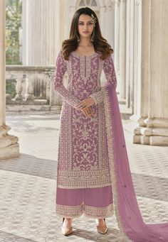 Plazzo Suits, Butterfly Net, Designer Salwar Kameez, Bollywood Party, Palazzo Suit, Net Dress, Pakistani Salwar Kameez, Party Kleidung, Salwar Kameez Designs