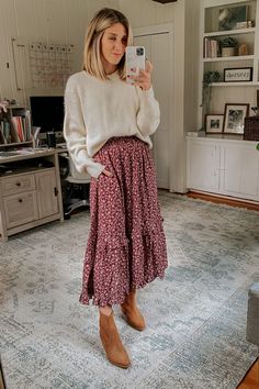 Fluttering Thoughts Burgundy … curated on LTK Cute Teacher Outfits, Rok Outfit, Stylish Outfits For Women Over 50, Teaching Outfits, Cute Modest Outfits, Rock Outfit, Mode Boho, Teacher Outfits, Photo Outfit