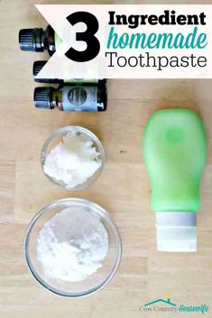 Making Toothpaste, Country Housewife, Diy Shampoo Recipe, Diy Toothpaste, Toothpaste Recipe, Homemade Mouthwash, Baking Soda For Hair, Homemade Toothpaste, Baking Soda Benefits