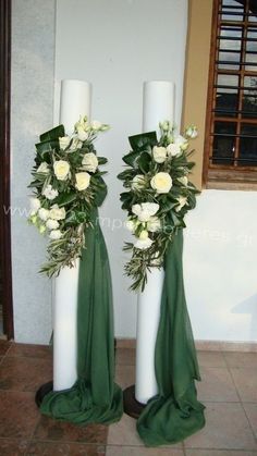 Church Altar Decorations, Flower Backdrop Wedding, Church Wedding Decorations, Church Flower Arrangements, Shelves Diy, Wedding Backdrop Decorations, Creative Flower Arrangements, Flower Arrangements Simple, Church Flowers