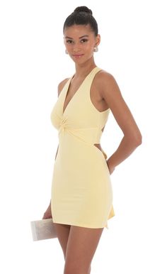 Twist Open Back Dress in Yellow | LUCY IN THE SKY Yellow V Neck Dress, Pastel Yellow Homecoming Dresses, Yellow Hoco Dress Short, Fall Homecoming Dresses, Yellow Hoco Dress, Yellow Homecoming Dress, Yellow Homecoming Dresses, Hoco 2024, Hoco Inspo