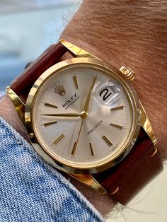 Rolex Prices, Vintage Watches For Sale, Mens Luxury Lifestyle, Watches For Sale, Gold Watches, Mechanical Hand, Men's Vintage Watch, Mens Fashion Watches, Gold Watch Men