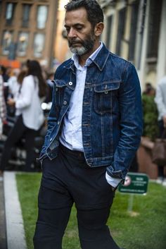 Denim Jacket Men Style, Jean Jacket Outfits Men, Most Stylish Men, Jean Jacket Outfits, Denim Jacket Outfit, Stylish Mens Fashion, Mens Fashion Smart, The Best Street Style