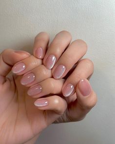 Christmas Nails For Pale Skin, Cute Nails For Pale Skin, Simple Gel Manicure Short Nails, Nail Color Pale Skin, Nails For Pale Hands, Pale Skin Nails, Nails Pale Skin, Cat Eye Almond Nails, Nails For Pale Skin