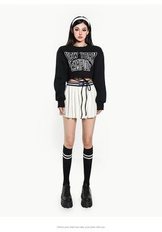 Applicable age: 18-24 years old size: one size Pattern: Letters/Numbers/Text Collar: round neck Style: Commuter color: black Sleeve Type: Regular Combination form: single piece Item number: X22W5858 Season of the Year: Winter 2022 Sleeve Length: Long Sleeve Style: Hedging Thickness: Regular Length: short Clothing version: loose Material composition: cotton Sporty Black Cropped Sweater For Streetwear, Casual Black Cropped Sweater For Streetwear, Black Trendy Cropped Sweater For Streetwear, Trendy Black Cropped Sweater For Streetwear, Seasons Of The Year, Winter 2022, 24 Years Old, Size Pattern, Single Piece