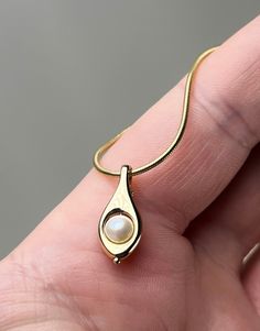 Step into a realm of Personalized elegance at our boutique, where unique stories are embodied in our Mother's Peapod® Jewelry - Personalized Birthpearl® Necklace. Crafted in Sterling Silver, Luxurious Vermeil, or Opulent 14k white, rose & Gold, this necklace is more than an adornment; it's a treasured gift for birthdays or a cherished keepsake. Handmade with love, each piece cradles a Birthpearl® that represents a beloved person's birth month. Versatile at approximately 1 inch in size, this Peap Gold Dainty Necklace, Gift For Bridesmaids, Jewelry Personalized, Dainty Gold Necklace, Fresh Water Pearl, Station Necklace, Birth Month, Love Symbols, Dainty Necklace