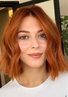 Structured Sophistication Bob Haircut Ideas : bob haircut, textured bob, bob haircut ideas Redhead Bob Haircut, Red Hair Bobs, Bob Ginger Hair, Auburn Bob Haircut, Bob Haircut Red Hair, Red Hair Short Bob, Red Hair Bob Cut, Short Copper Bob