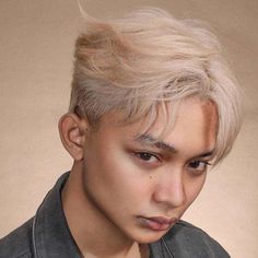 Cool curtains hairstyles for men #menshair #menshairtrends #menshairstyletrrends #menshaircuts #menshairstyles #fringehaircutsformen #fringehairstylesformen #mensfringe #mensbangs #curtainbangs #curtainhaircut #Blondemen #Asianmenhair Short Hair Side Part, Middle Part Haircut, Long Fringe Hairstyles, Asian Haircut, Korean Short Hair, Asian Men Hairstyle