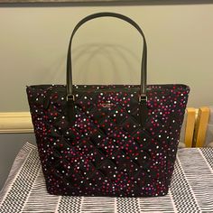 This Is A New Without Tags Kate Spade Quilted To Close Zipper Tote Bag Zipper Tote Bag, Zippered Tote, Kate Spade Bags, Kate Spade, Polka Dots, Women Handbags, Black Pink, Bag Lady, Tote Bag