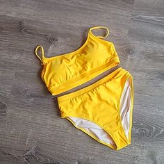 Size Small, May Fit Medium As Well, Sporty Style High Waisted Bikini With Removable Cups. Never Worn, Still Has Liner. Sporty Style, Bright Yellow, Womens Swim, High Waisted, Yellow, Women Shopping, Color