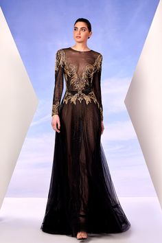 Her Trove - Gold embroidered tulle dress Long Sleeves Gown, Edward Arsouni, Marchesa Couture, Embroidered Tulle Dress, Mnm Couture, Black Embroidered Dress, Off Shoulder Gown, Midi Dress Style, Floral Gown