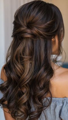 Get inspired with different bridesmaid hair looks for long simple side part half up half down updo medium length down short ponytail braid thin hair bun brunette wedding bangs curly hair styles Wedding Hairstyles Down Bridesmaid, Half Back Bridesmaid Hair, Bridesmaid Mid Length Hairstyles, Hairstyles For A Wedding Guest Half Up, Half Up Half Down Wedding Hair Bridesmaid Simple, Bridesmaids Hair Curly, Bridesmaid Hair Inspo Short, Half Up With Curtain Bangs Wedding, Half Up Classy Hairstyles