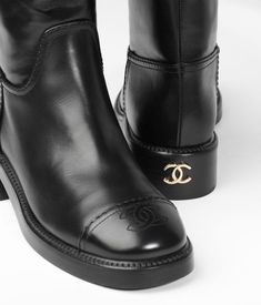 Fancy Boots, Boots Chanel, Moda Chanel, Chanel Boots, Dr Shoes, Black High Boots, Mode Chanel, Chanel Store, Fashion Chanel