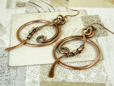 Two Piece Hanging Movement Earrings, Copper Wire Wrapped Hoop Earrings, Hammered, Rustic Hoop Earrings, Boho Earrings, 7th Anniversary Gift - Etsy Copper Jewelry Diy, Hammered Copper Earrings, Rustic Earrings, Handmade Wire Jewelry, Jewelry Images