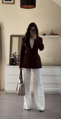 Older Money Outfits, White And Burgundy Outfit, Elegant Long Sleeve Winter Blazer, Business Casual Outfits Modest, Elegant Classy Outfits Chic, Court Outfit Trial, Elegant Curvy Outfit, Corporate Winter Outfit, Heels Outfit Aesthetic