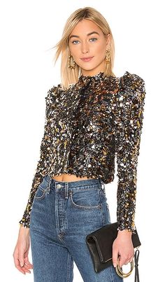 Sparkle Top Outfit, Glitter Tops Outfit, Outfit Con Jeans, Leonardo Dicaprio Movies, New Years Outfit, Christmas Party Outfits, House Of Harlow 1960, House Of Harlow, Party Outfits