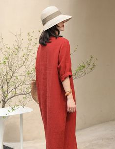 Womens V-neck Loose Linen Dress Red — Obiono Red Linen Dress, Frocks And Gowns, Linen Tunic Dress, Pants Linen, Linen Fabrics, Summer Linen Dresses, Linen Clothing, Casual Day Outfits, Spring Color