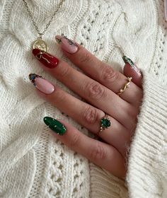 Baubles 🎄Traditional Christmas colour palette ✨🎄 Bauble Nails Christmas, Traditional Christmas Nails, Fancy Christmas Nail Designs, Christmas Nail Art 2024, Christmas Bauble Nails, Colourful Christmas Nails, Christmas Nail Ideas Green, Non Traditional Christmas Nails, Holiday Gel Nails